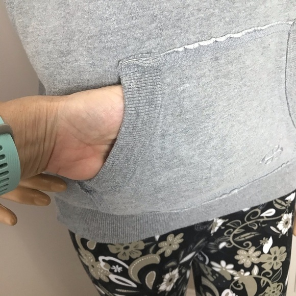 Boombah Gray Hooded Sweatshirt – Fits Like Medium - Picture 3 of 9